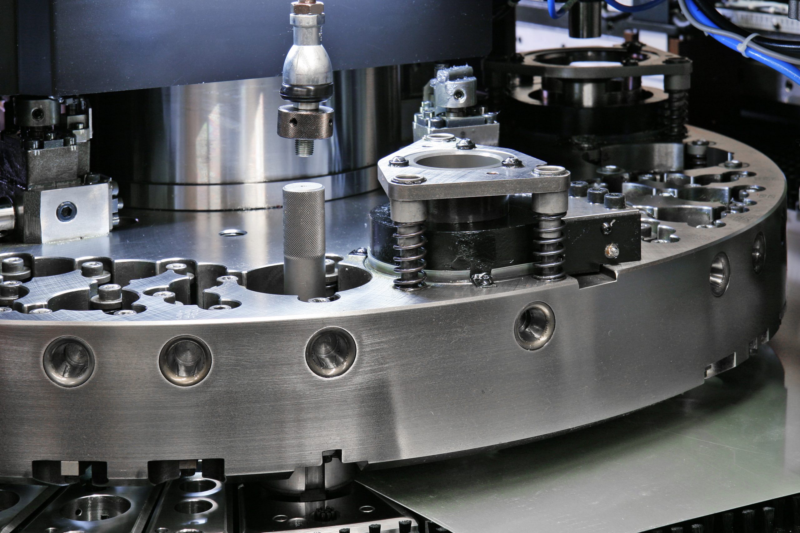 Steel parts. Металлообработка. Машиностроение ЧПУ. Штамповка в машиностроении. Холодная штамповка шестерни.